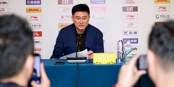 星空体育app下载-广东队再胜卫冕冠军，奎因射穿防线+对手仅11助攻，杜锋正式表态