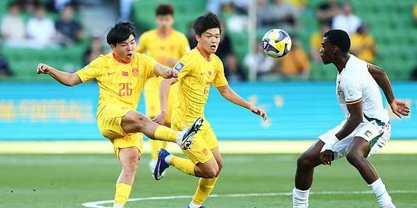 星空体育登录入口-国足两球惜败非洲“雄狮”喀麦隆队，1胜1负终结澳大利亚之旅